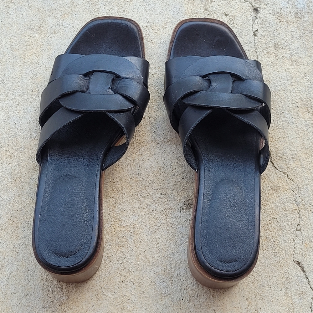 Bruno Magli Black Leather Heels